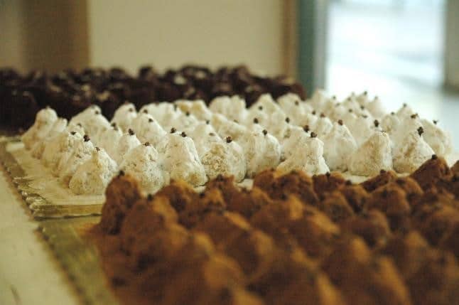 Sweet almond paste pears of Kythera