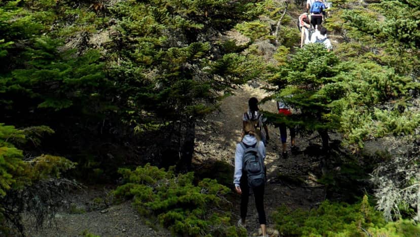 Trekking und Sportklettern in West-Attika