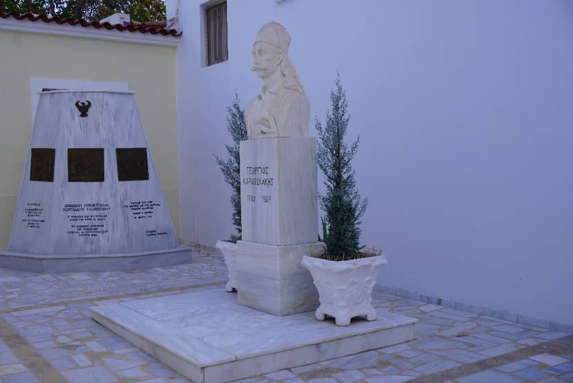 Kirche des Heiligen Demetrios-Grab von Karaiskakis