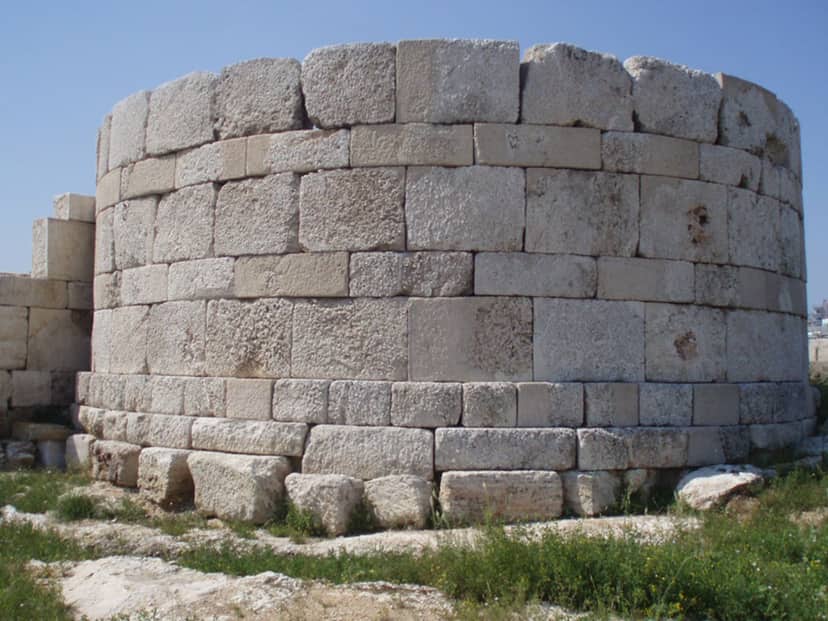The Ancient Walls of Piraeus