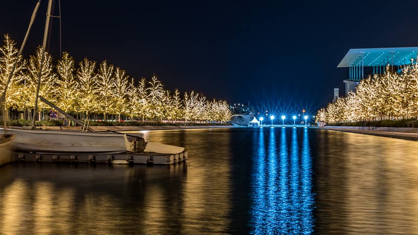 Balades festives en Attique: Passez le Noël le plus magique!