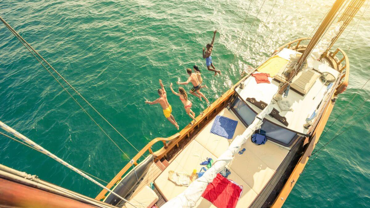 Saronic-Island-hopping-1200×675 (1)