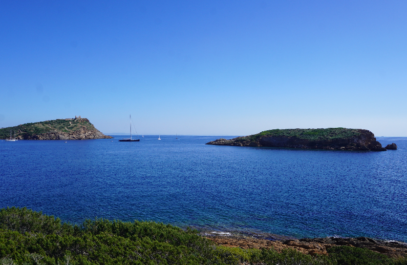 Coasts and Marines Zone of Makronisos (GR3000017)