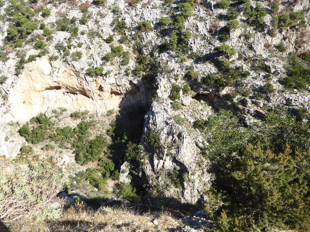 Best guided mountain hikes in Attica
