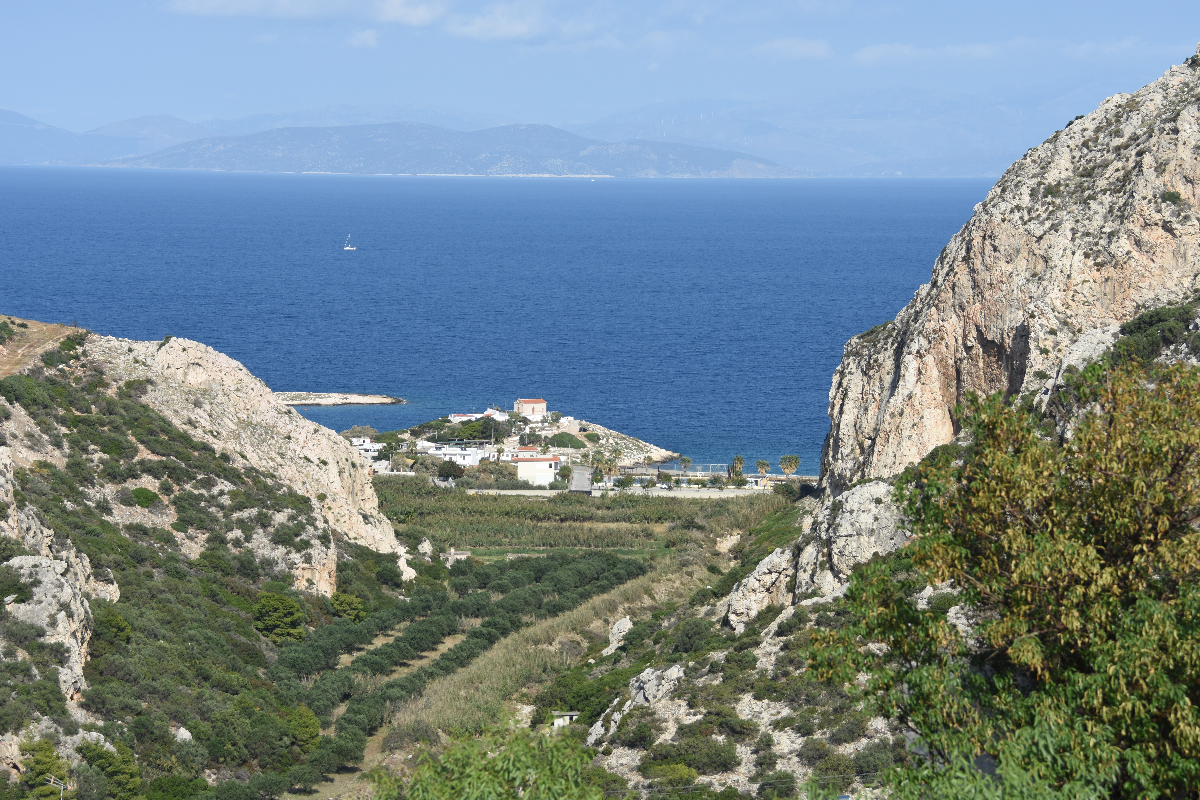 Coasts and Marines Zone of Makronisos (GR3000017)