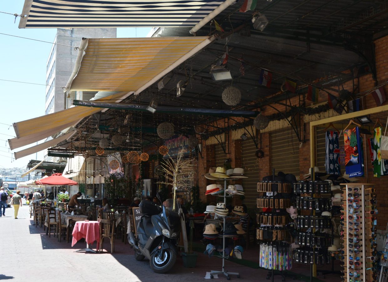 MARKET IN PIRAEUS