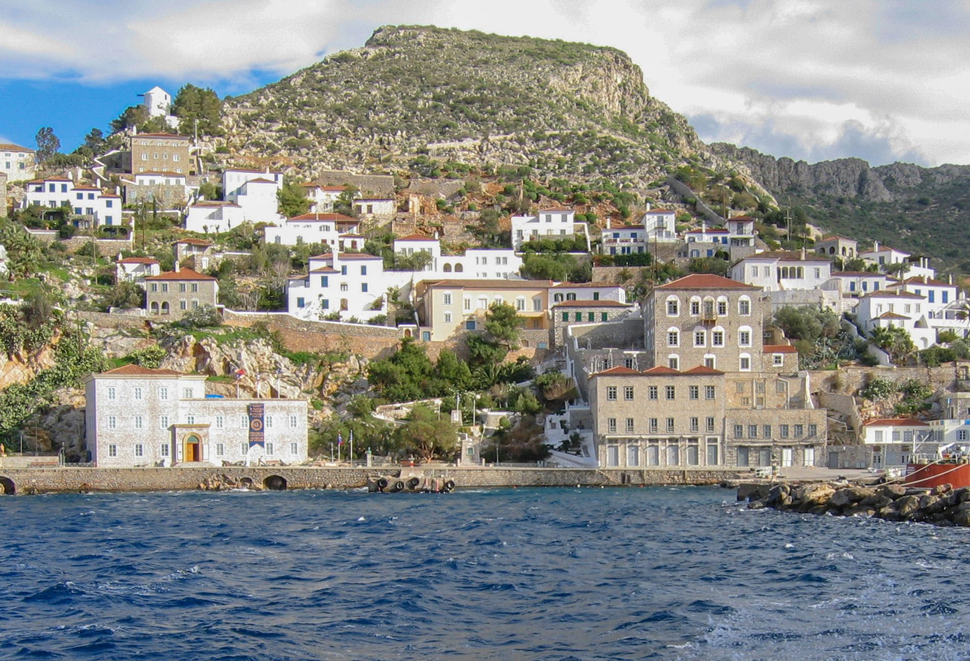 hydra-navy-academy-1164658168